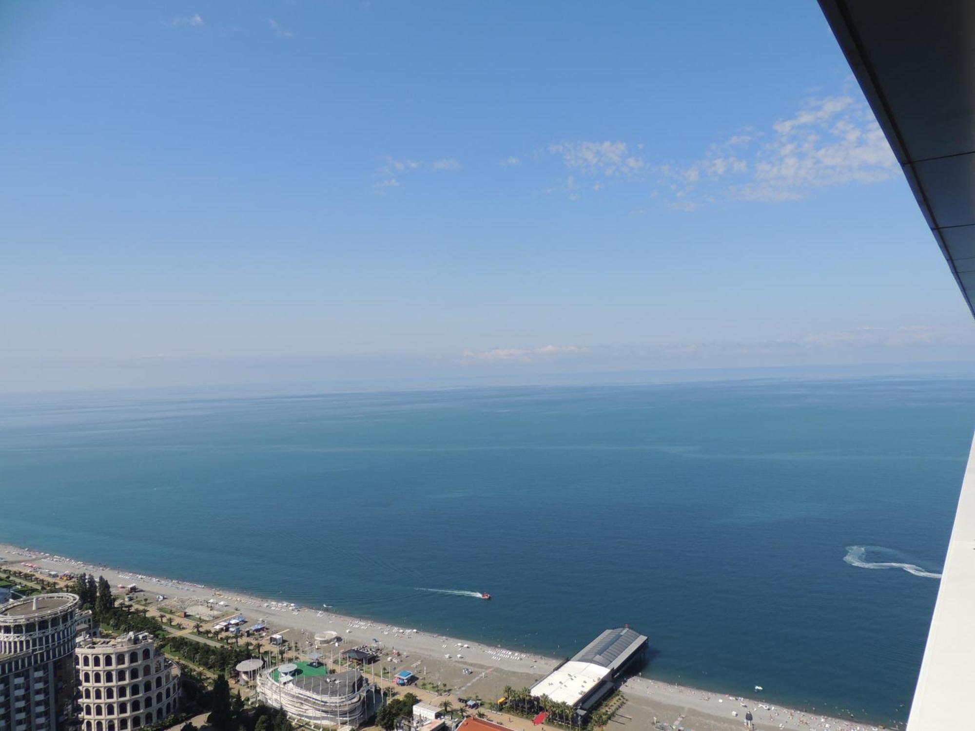 Orbi City Superhost Batumi Esterno foto
